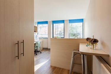 1 bed studio, St Peters Road, City Centre, Bournemouth, BH12NT - Image 3